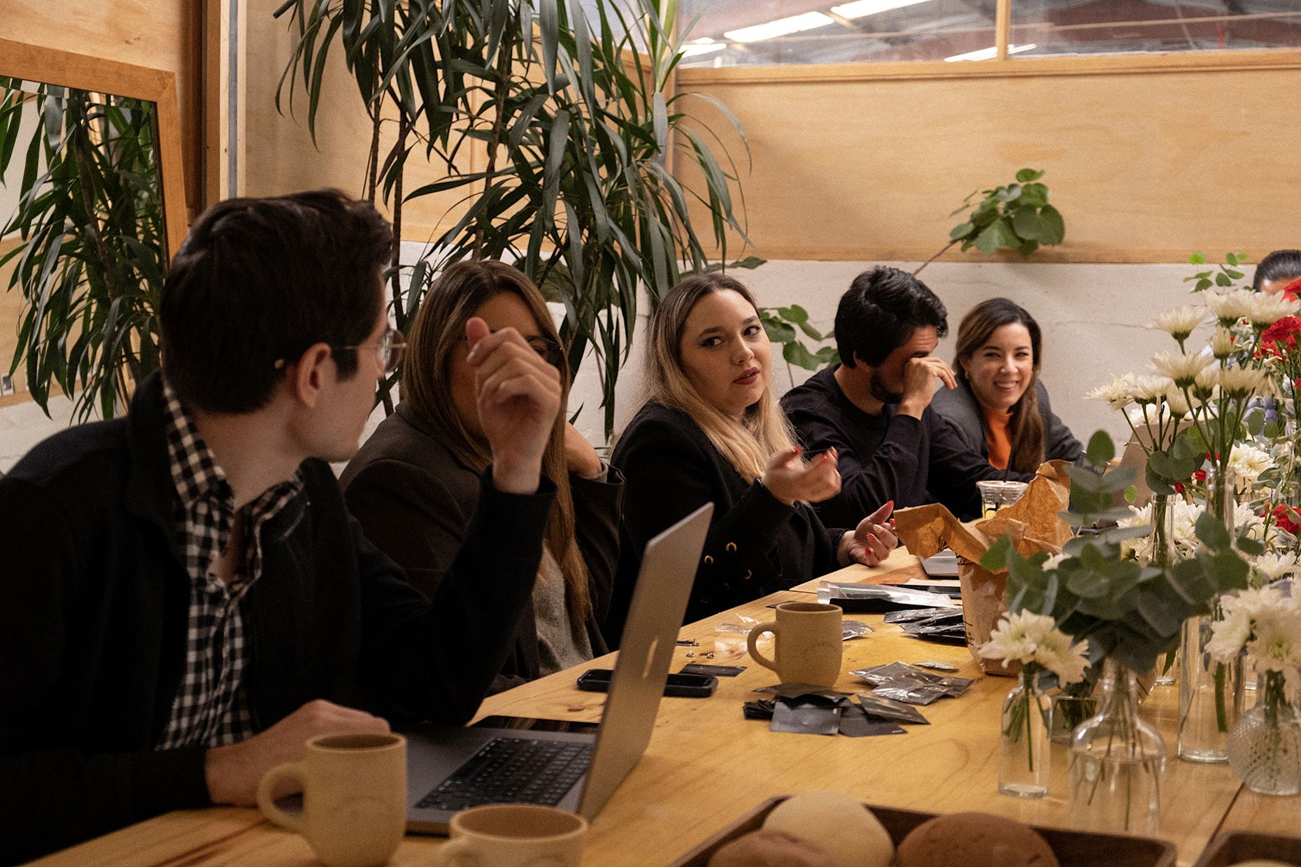 Marcos, Gline, Devi, Diego y Ale - WAOF Meetup 2022